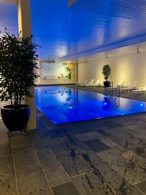 Modern Laax Apt, Swimming Pools, Wellness & Tennis Buitenkant foto