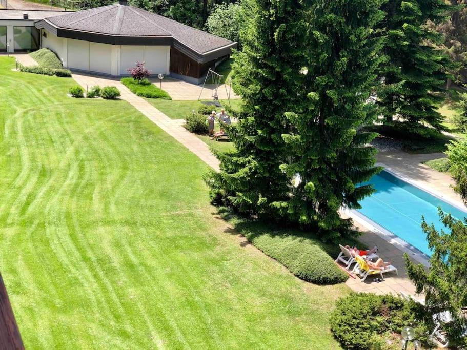 Modern Laax Apt, Swimming Pools, Wellness & Tennis Buitenkant foto